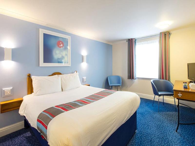 Travelodge Pembroke Dock Εξωτερικό φωτογραφία